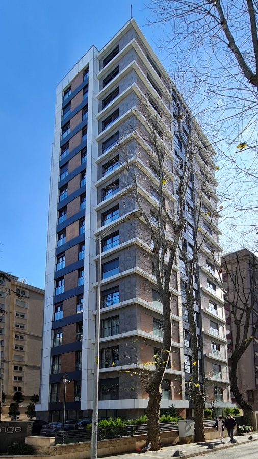 Çınarlı 6 Apartmanı